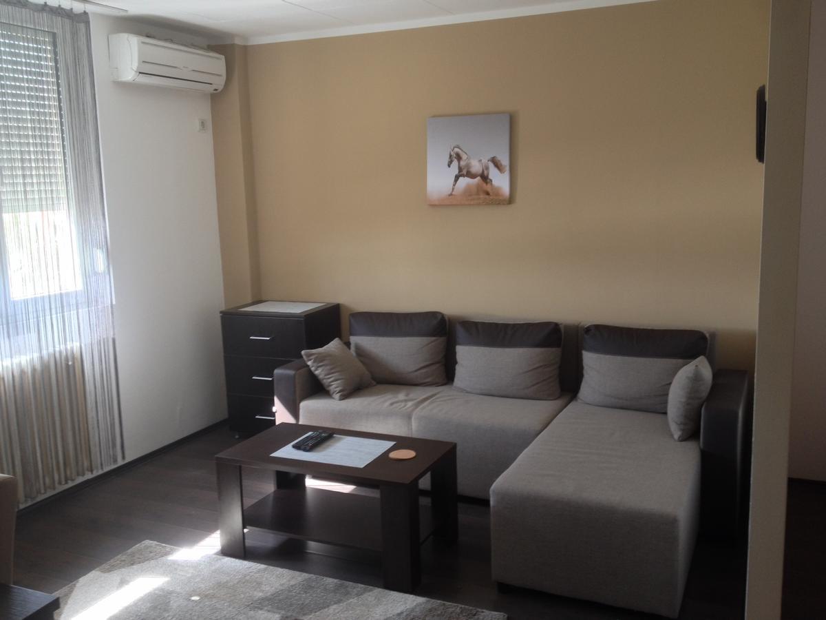 Markoni Pančevo Exterior foto